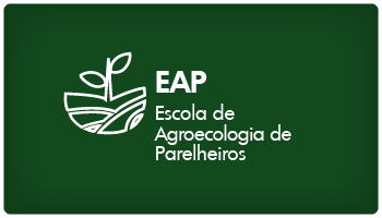 Sobre fundo azul escrito EAP - Escola de Agroecologia de Parelheiros